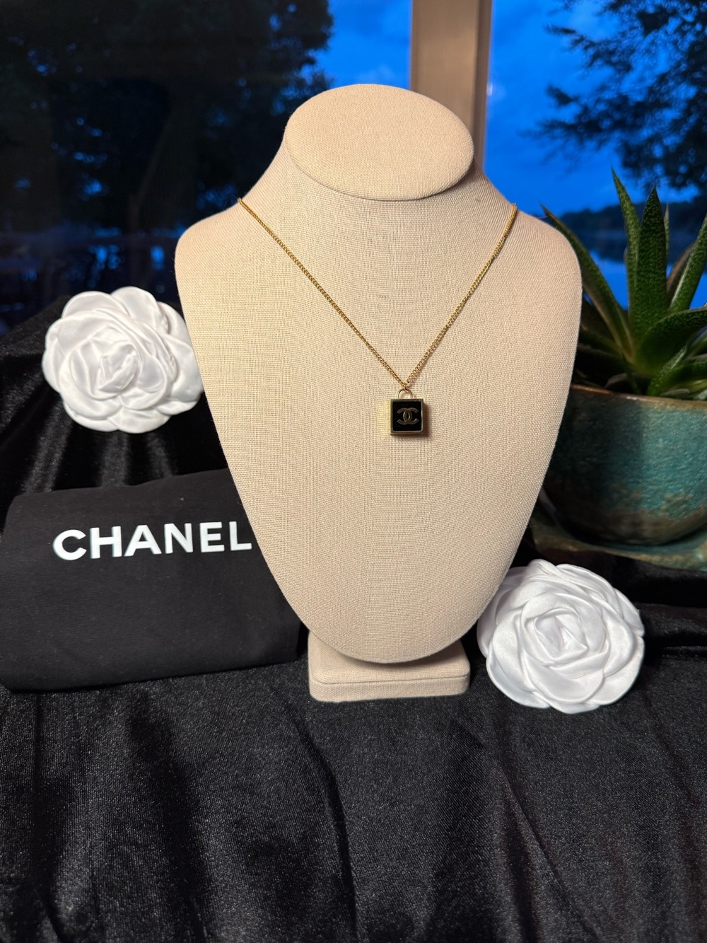 CHANEL Gold and Black Chunky Square CC Pendant on 17”Chain with 1.5” extender - Picture 2 of 13